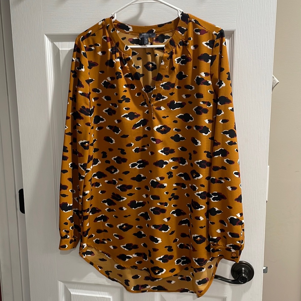 Women’s blouse size medium! Cheetah print